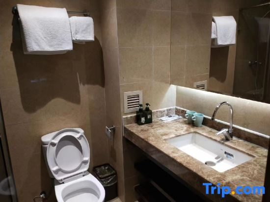 Changman Apartment (Jinan Railway Station North Plaza Branch)