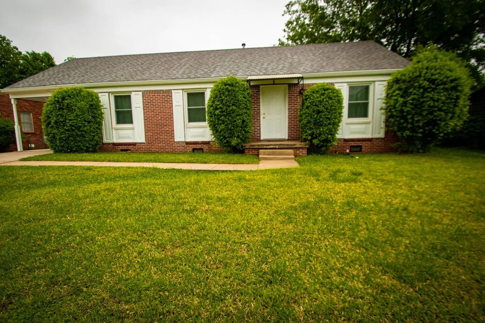 Midtown Serenity 3 Bedroom Home by RedAwning