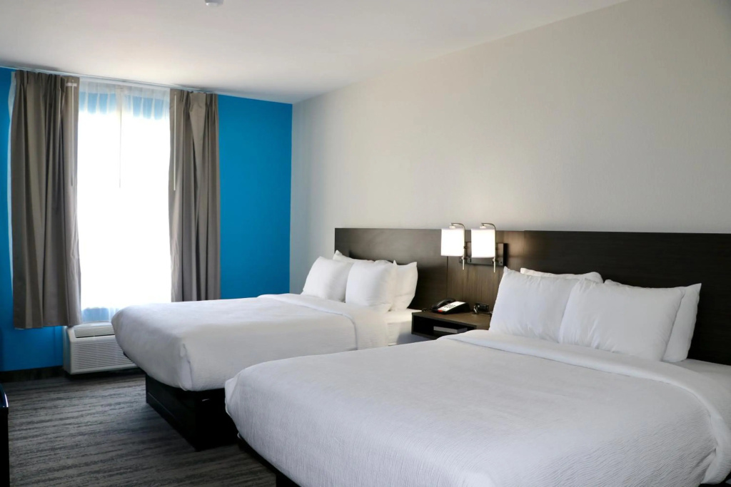 Quality Inn & Suites Buda — 3