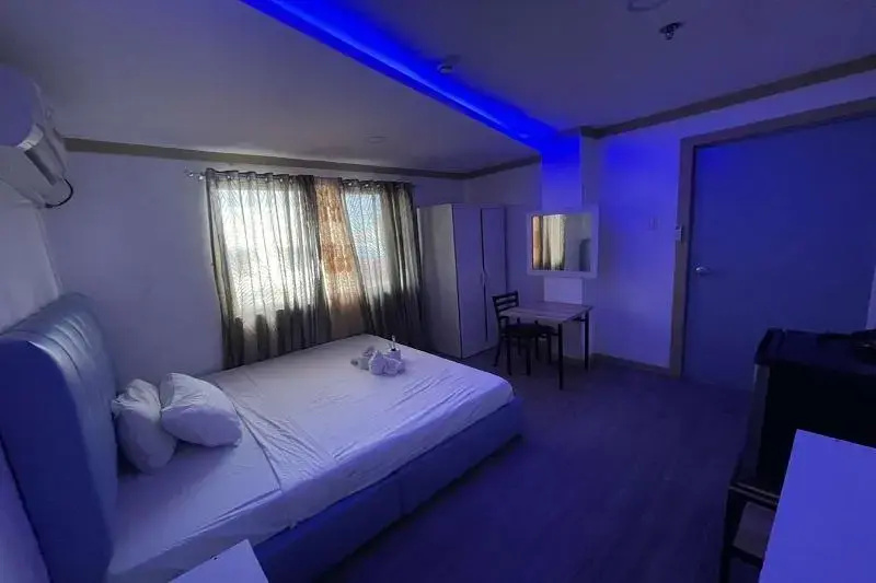 Standard Double room (full double bed)