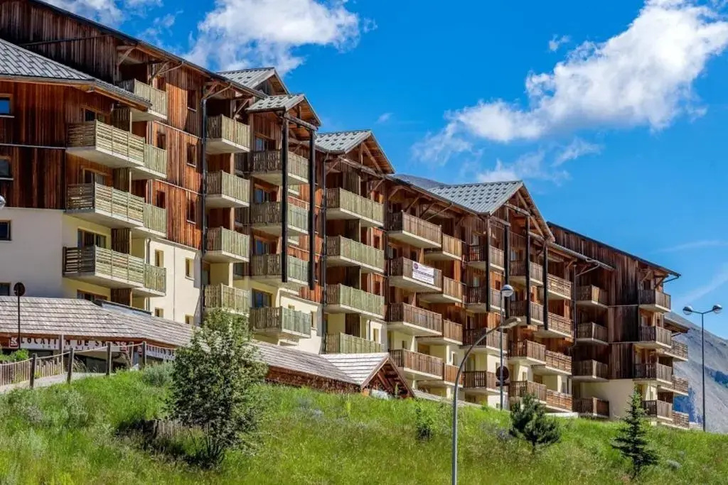 Locabed - Appartements Residence Les Chaumettes Les Chalets de Super D proche pistes