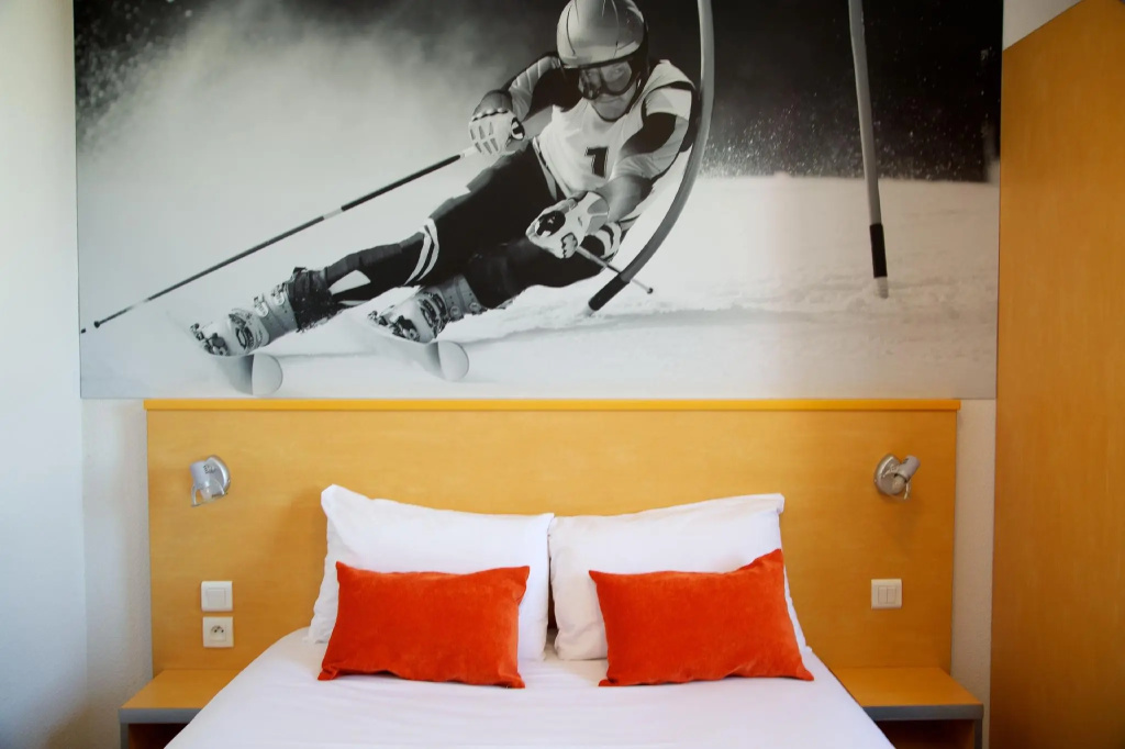 Standard Double room (full double bed)