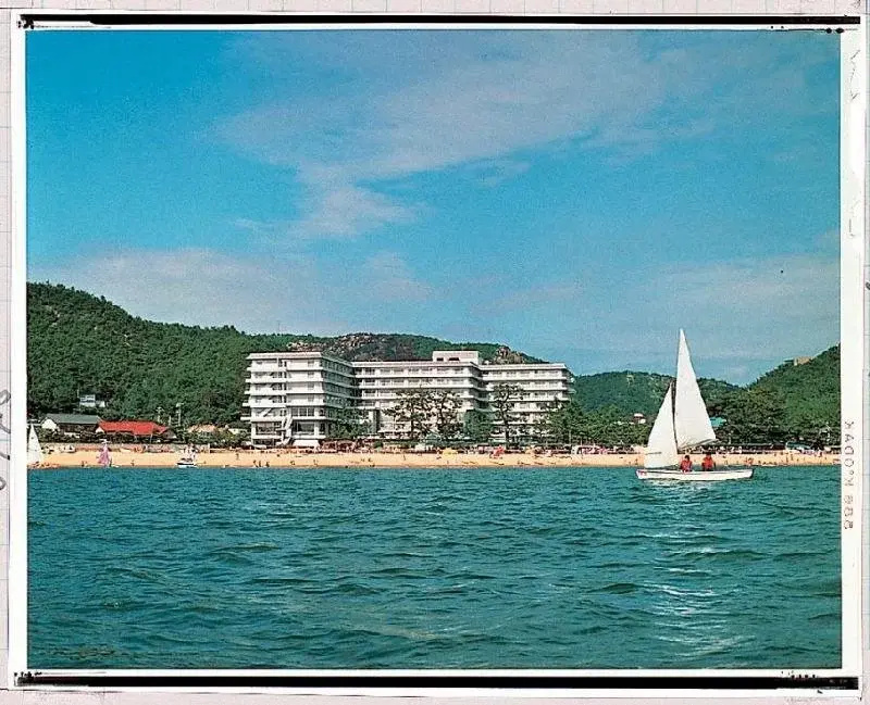 Beach & Waterfront