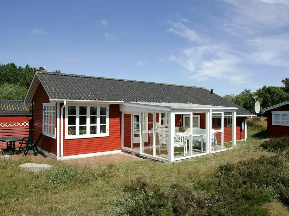 6 Person Holiday Home in Albaek