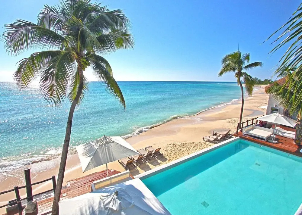Beach & Waterfront