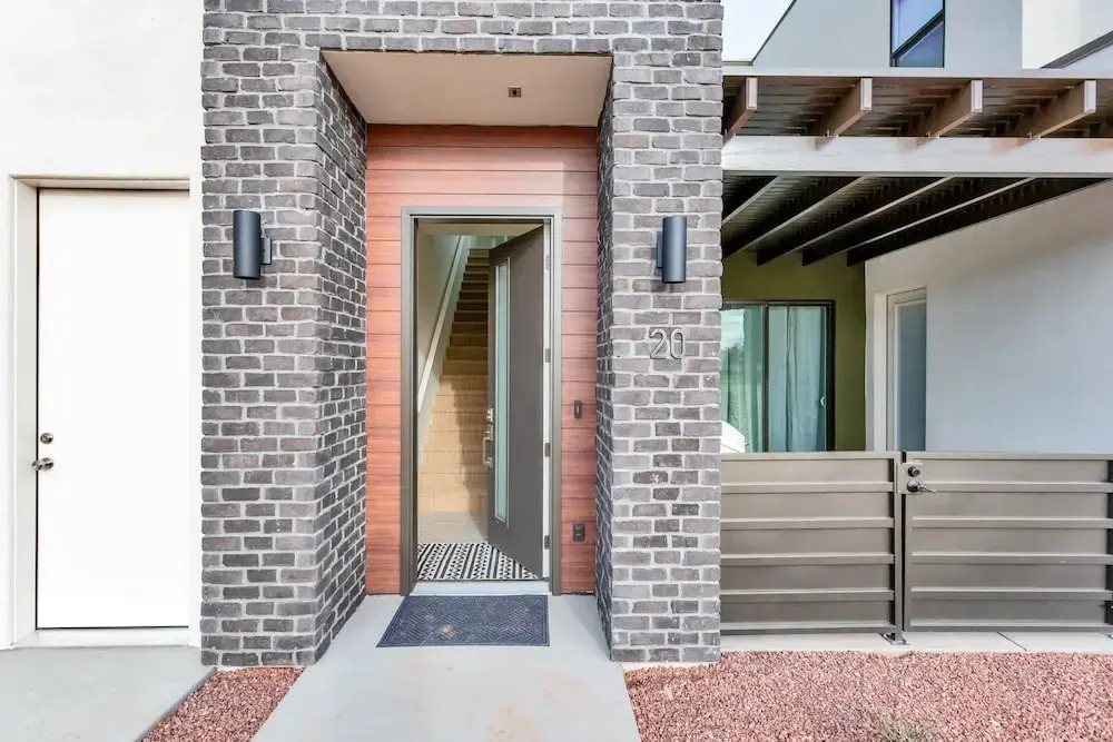 20 At Bloomington Country Club 3 Bedroom Condo By Redawning