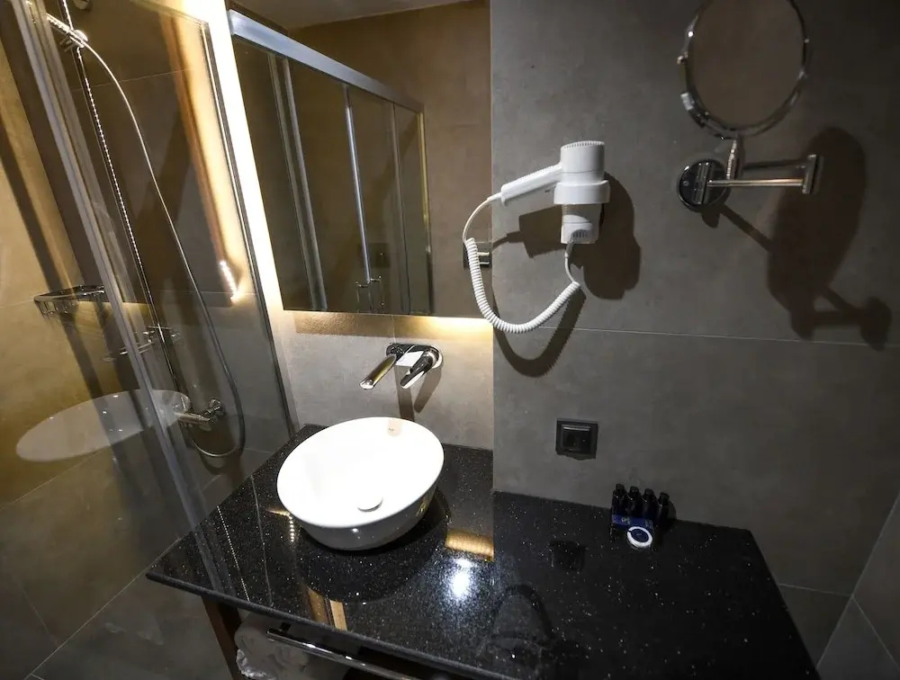 1 Bedroom Standard Double room (full double bed)