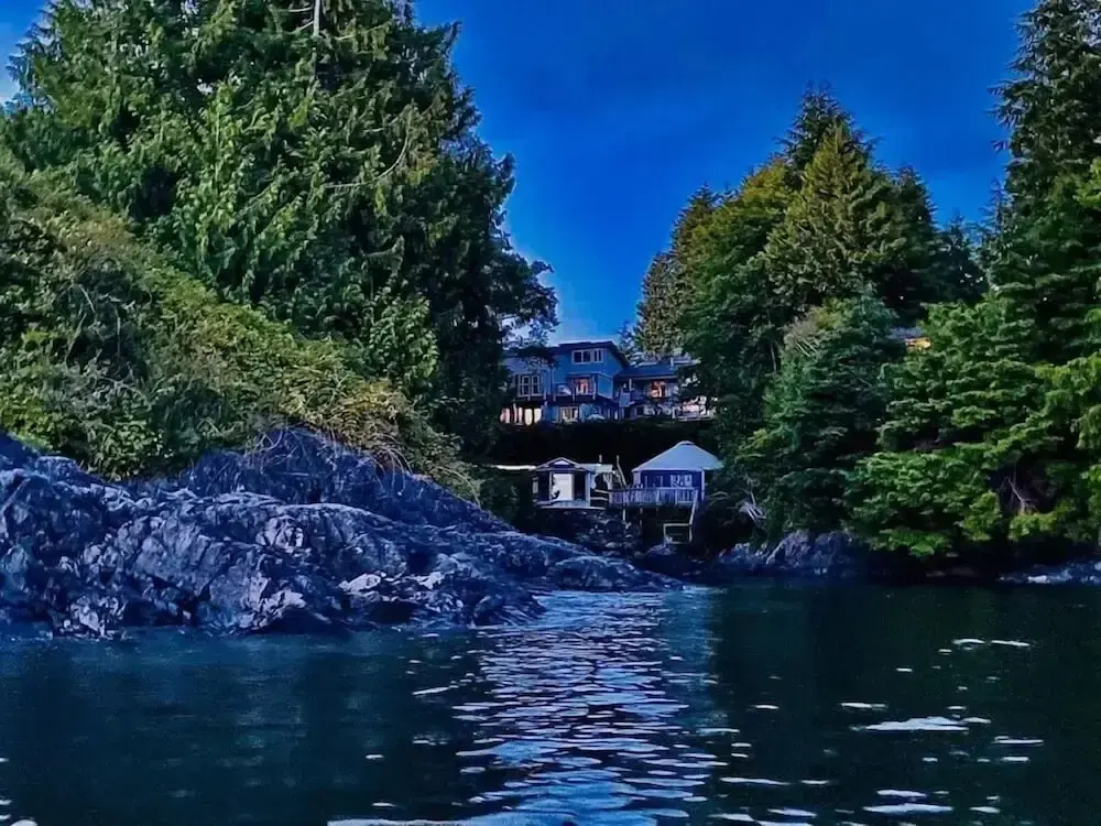 Secluded Oceanfront - Upstairs