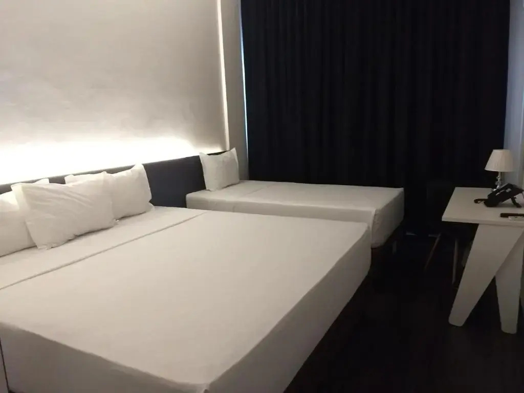Superior Triple room