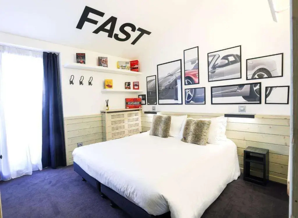 Hotel photo 12