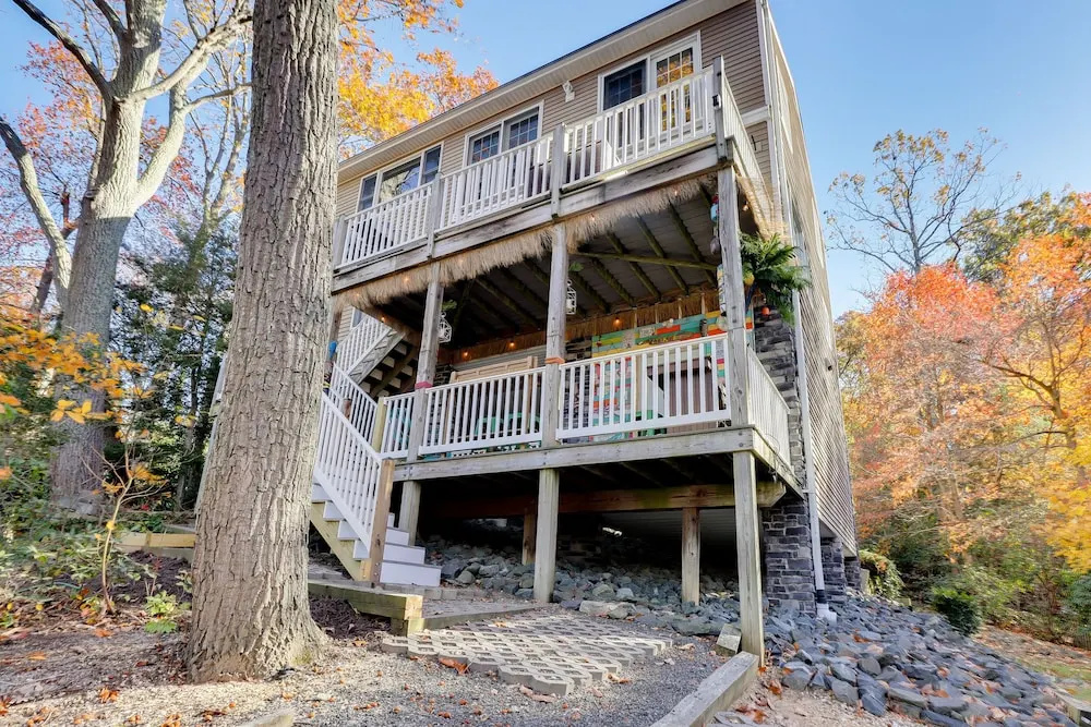 Waterfront Lusby Retreat w/ Deep-water Dock & Slip