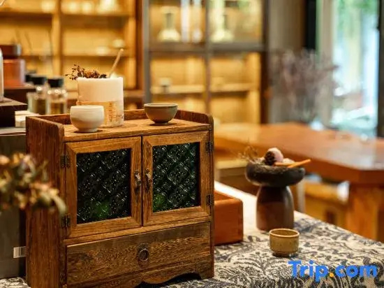 Luye Intangible Cultural Heritage Pottery Homestay (Wenzhou Wuma Street Shamao River)