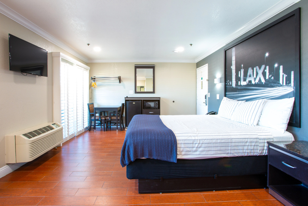 Отель Elev8 Hotel Los Angeles LAX в Инглвуде