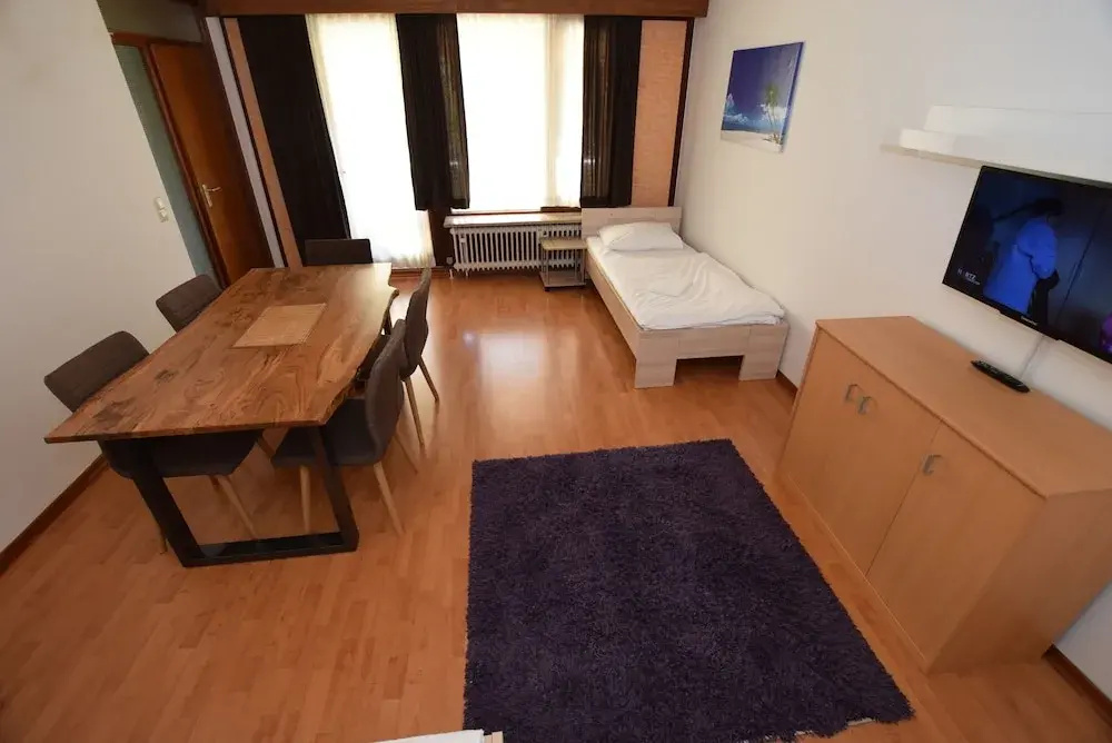 2 Bedrooms Apartment with balcony