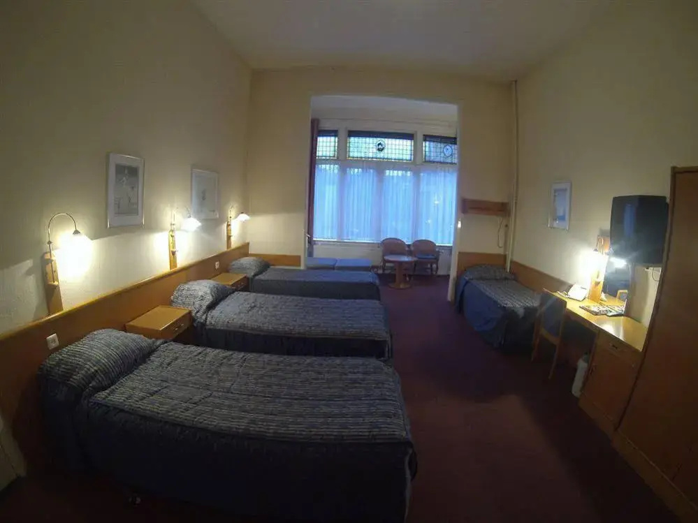 Hotel photo 5
