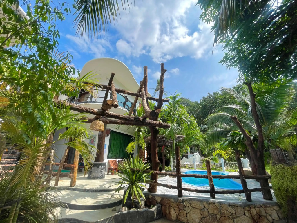 AC 2 Resort