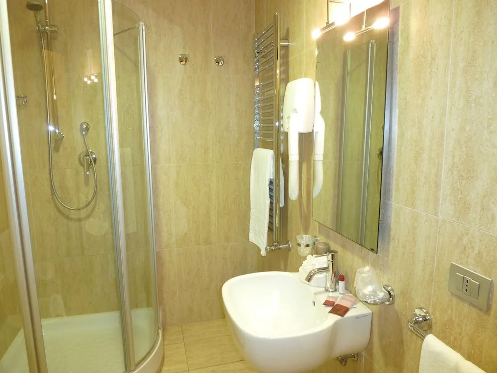 E H Suites Rome Airport - Chambres