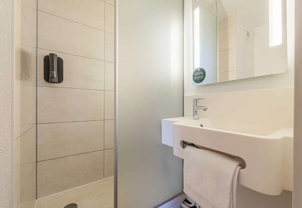 Afficher la photo 8 — B&B HOTEL Colmar Expo