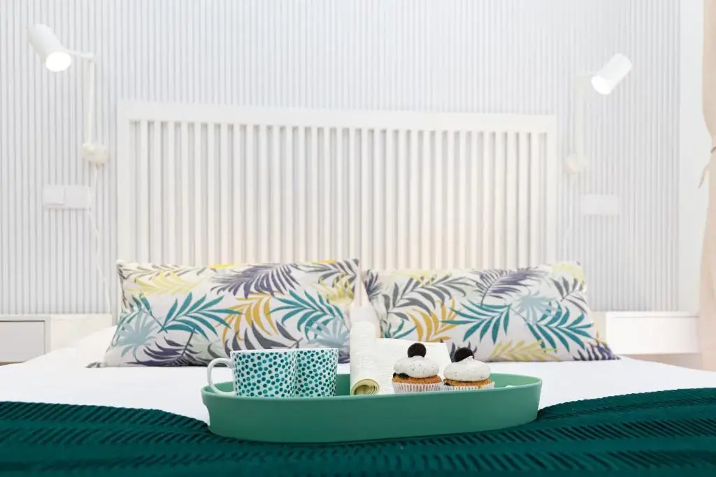 2 Bedrooms Apartment