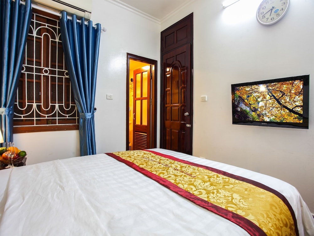 Отель Phuong Trang Hotel Hanoi в Ханое