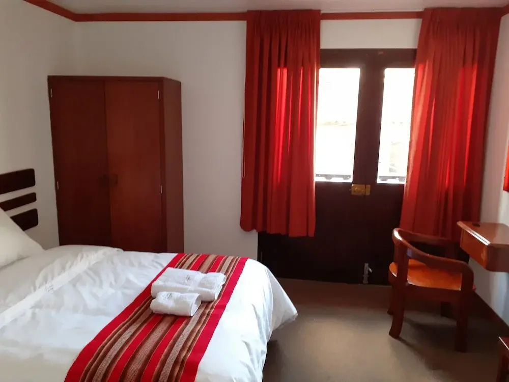 Explorer Deluxe Hotel - Chambres