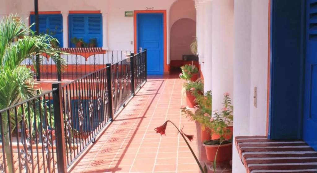 Balcony & Terrace