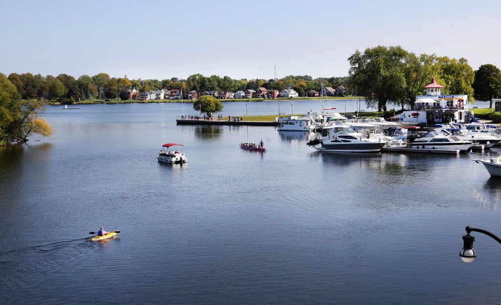 Holiday Inn Peterborough-Waterfront, ON by IHG - Général
