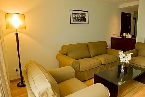 Hotel Sixty3