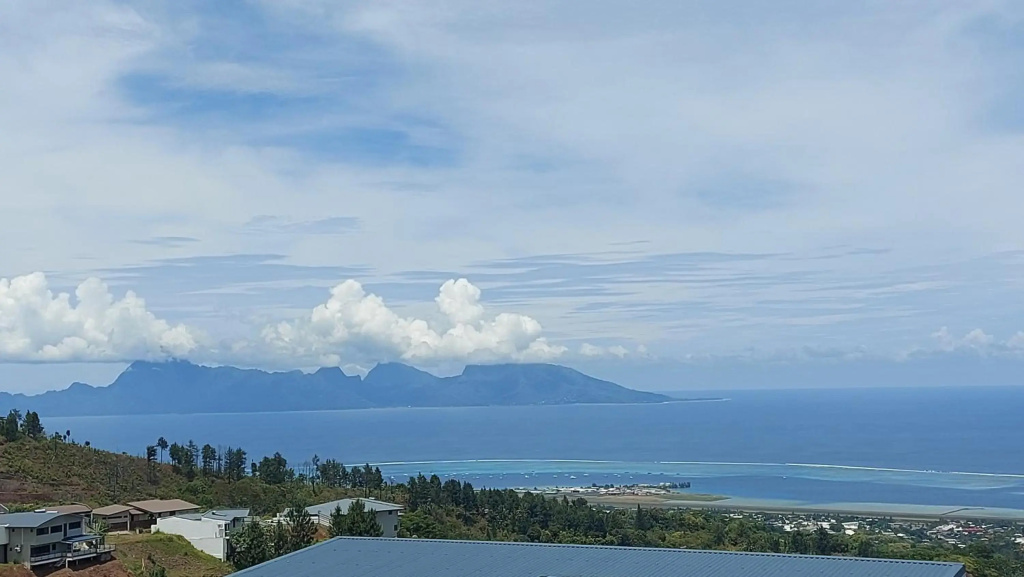Studio Vaimiti pour 2 personnes vue mer et Moorea