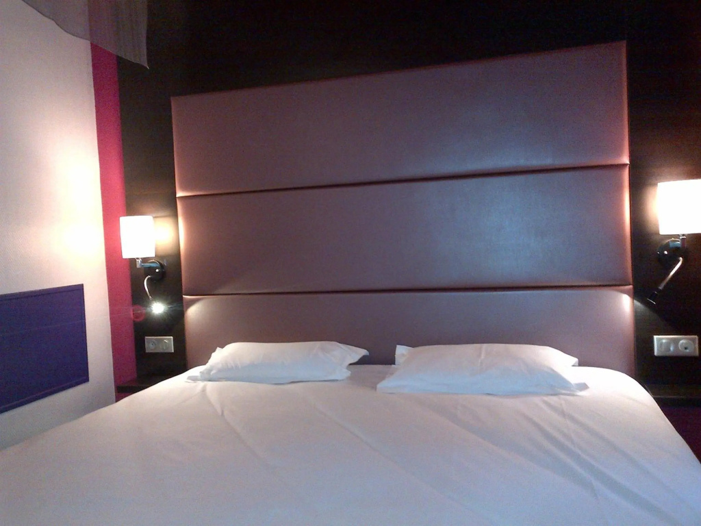 Afficher la photo 6 — Accueil Hotel Paris Pigalle Montmartre