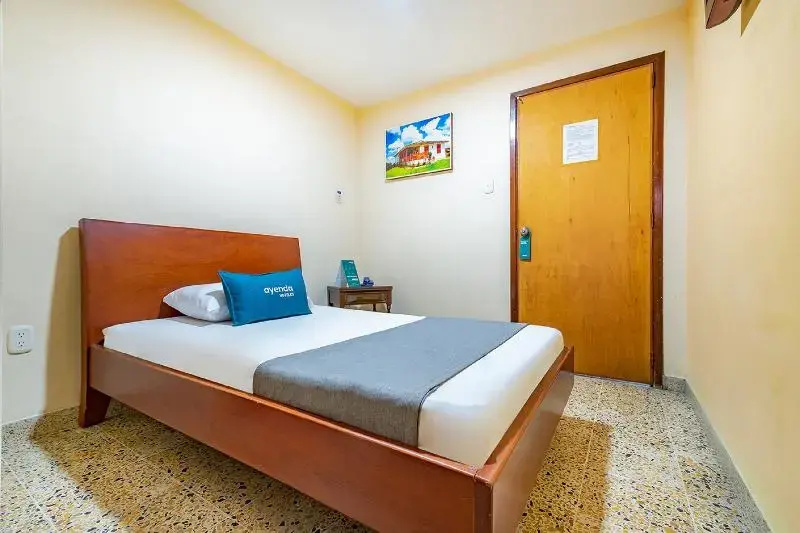 Hotel Almirante - Chambres