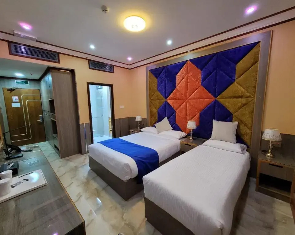 Camphor Hotel — 1