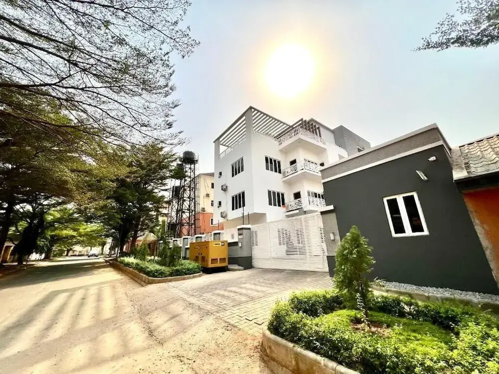 Palms Regalia Luxury Apartment
