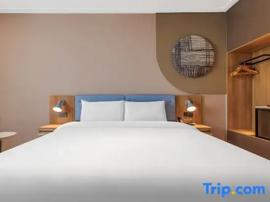 Superior Double room (full double bed)