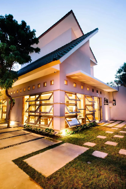 Lokal Bali Hostel
