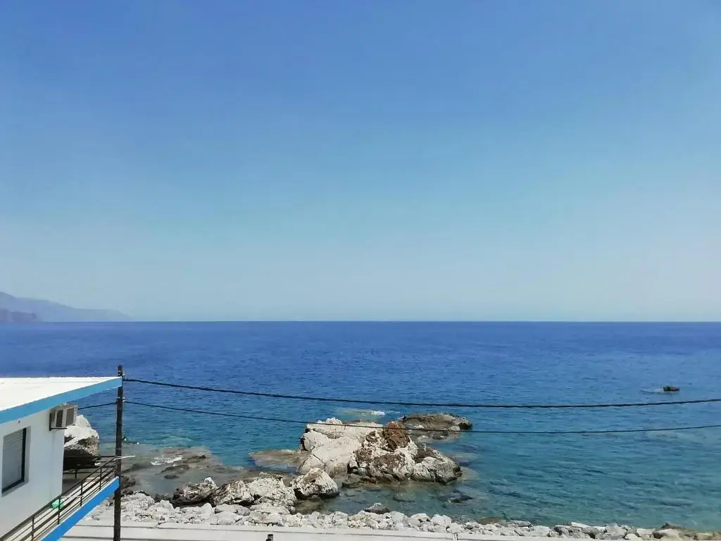 Standard Double room with sea view (full double bed)