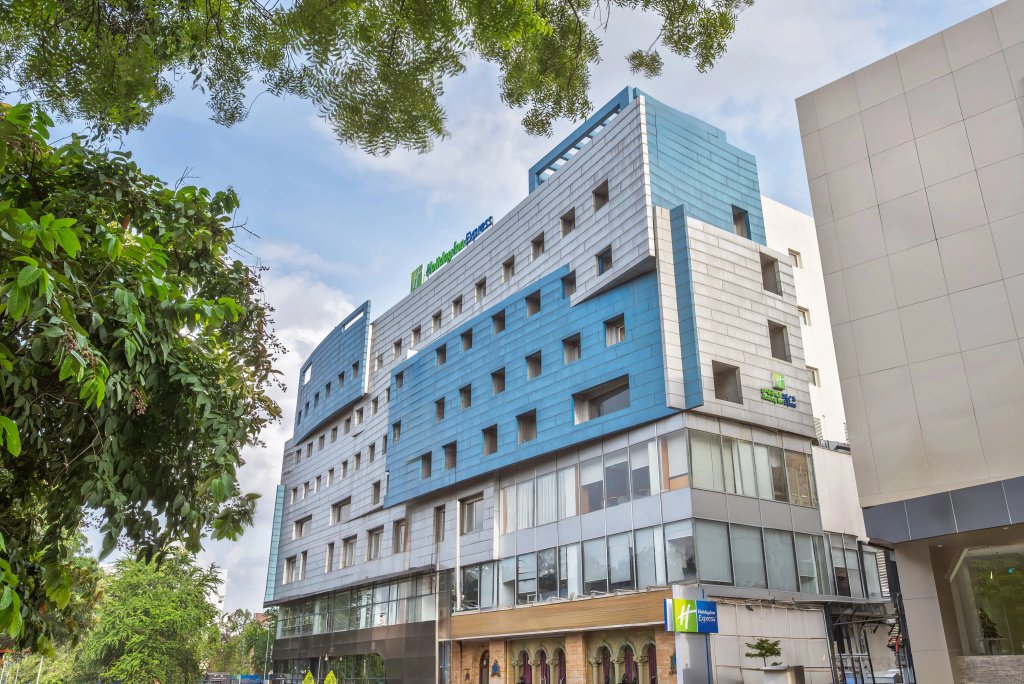 Holiday Inn Express Hyderabad Banjara Hills by IHG