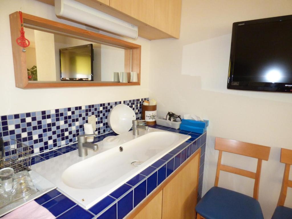 Guesthouse Hyakumanben Cross 사진 7