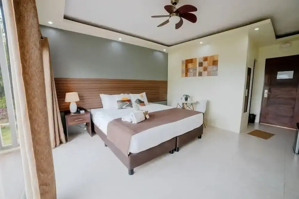 Hotel photo 12