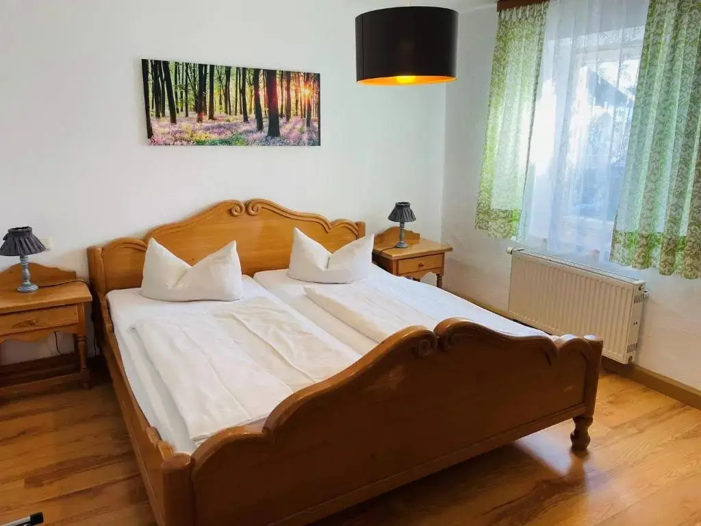 Standard Double room (full double bed)
