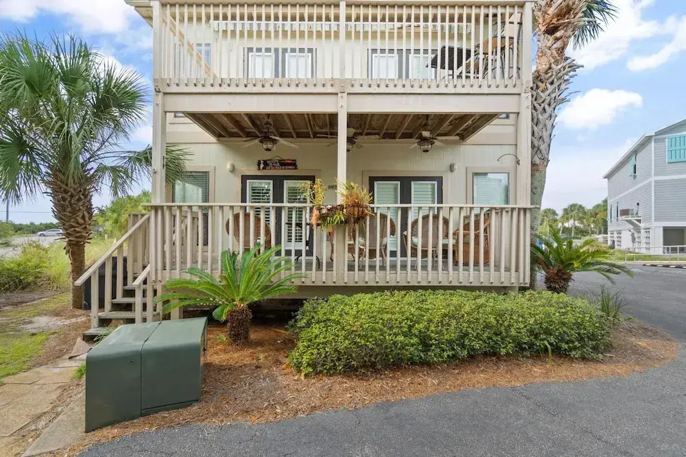 Molokai Villas Riverside 5B