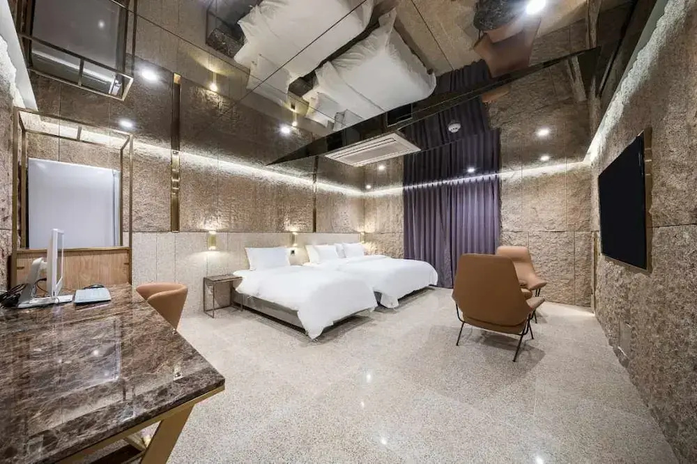 Royal Suite