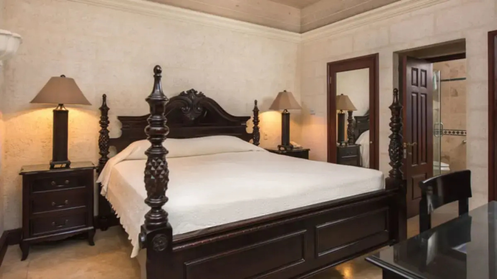 1 Bedroom Suite