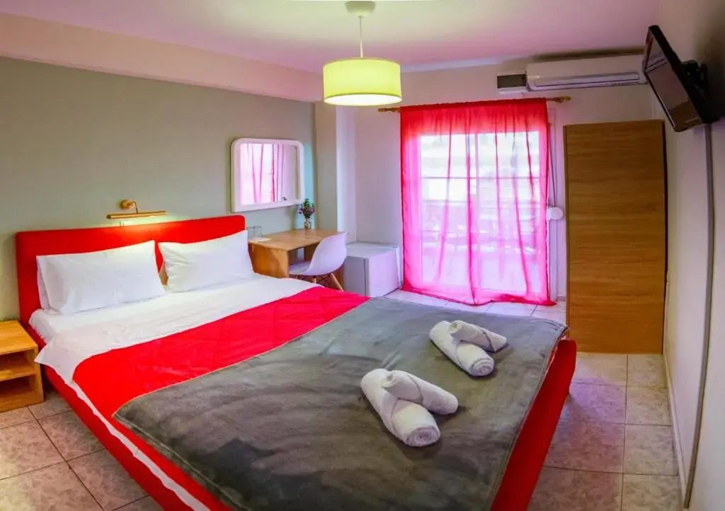 Standard Double room with balcony full double bed