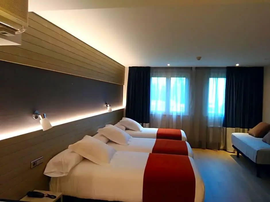 Hotel Avenida Coruña - Chambres