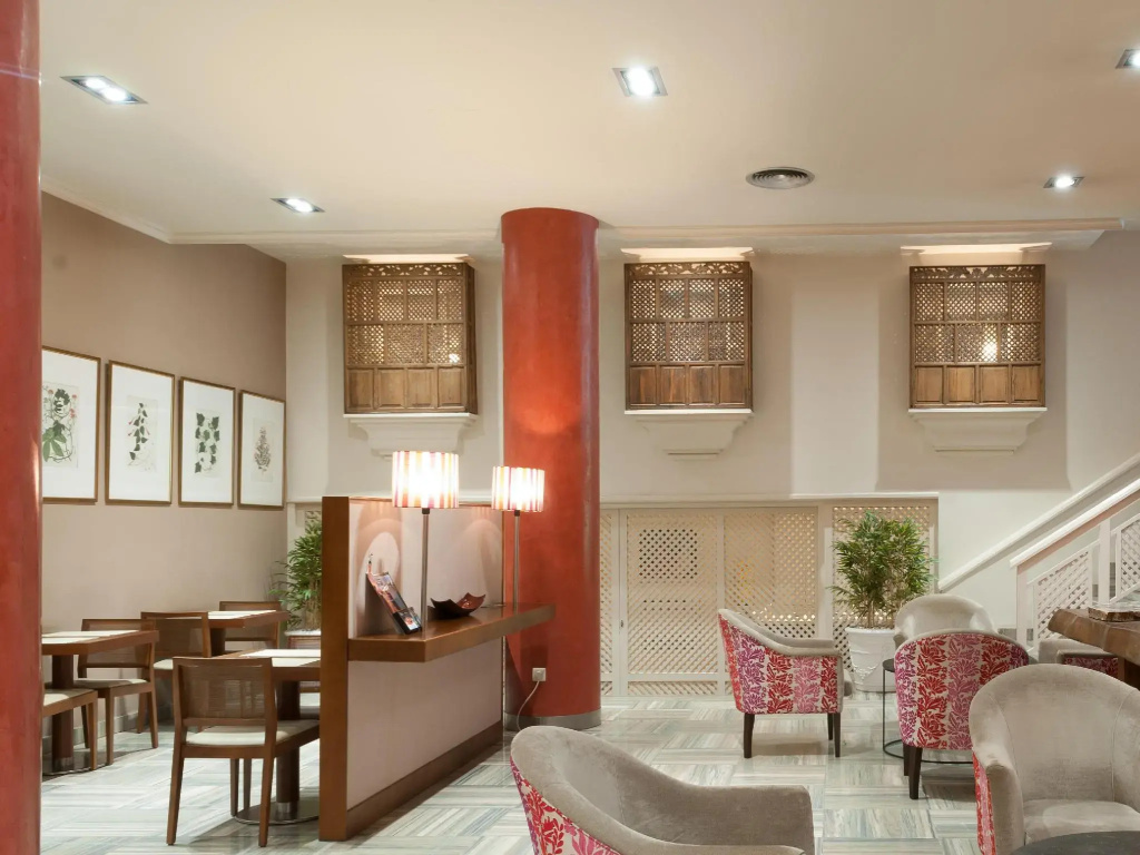 Alcazar Hotel - Général