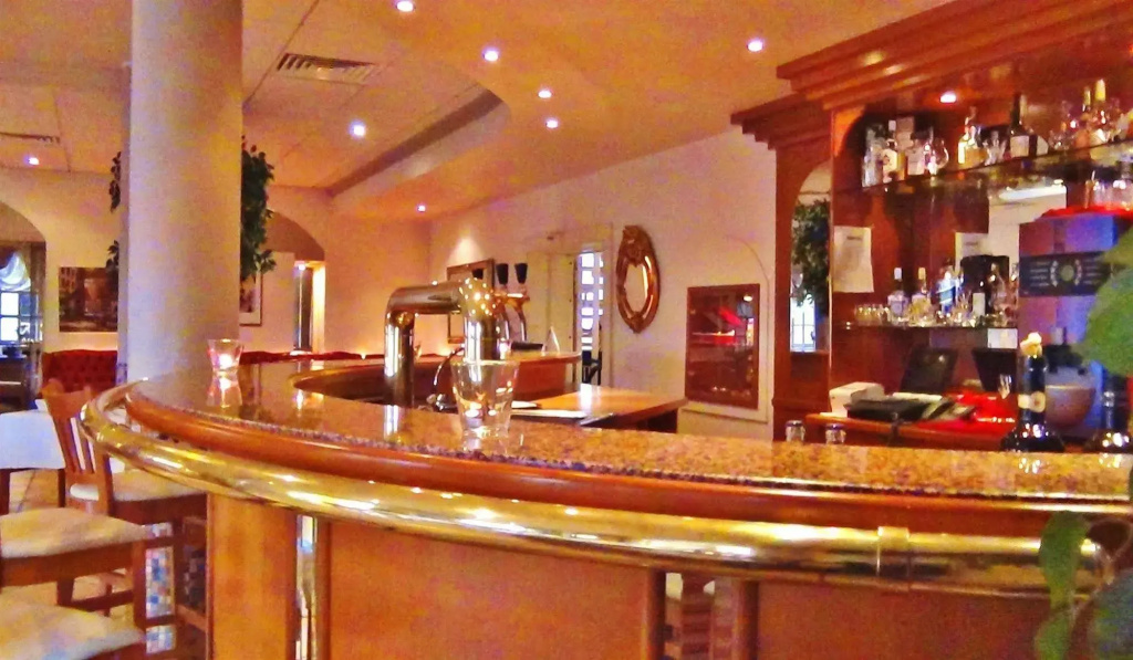 Bach Hotel - Général