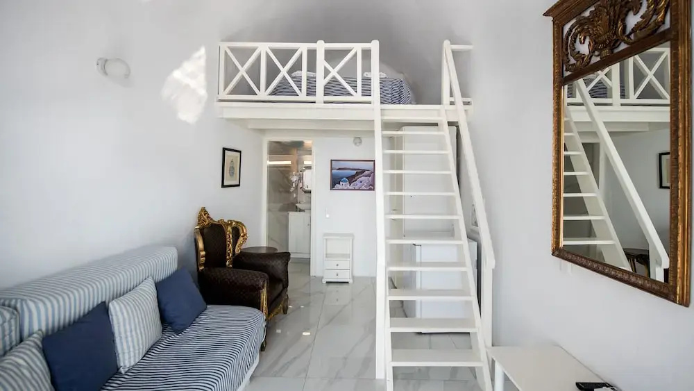 Standard Duplex room with balcony and with mountain view