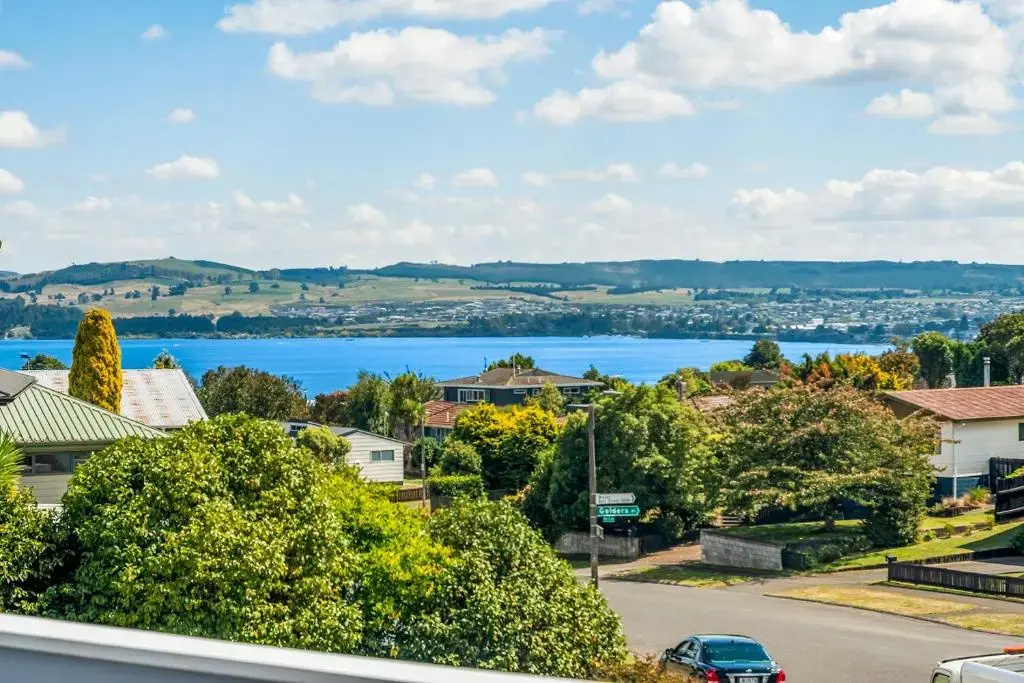 Bach @ 38 - Taupo