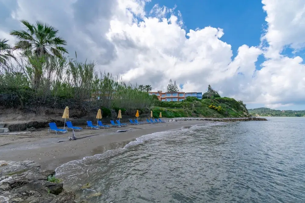 Beach & Waterfront